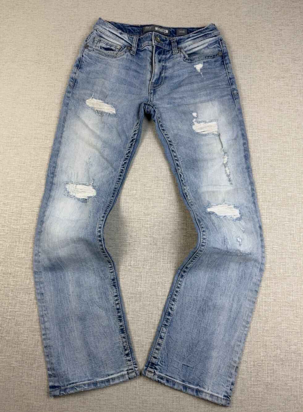 BKE Aiden Men’s Jeans 30R Bootleg Light Wash Distressed Stretch Denim